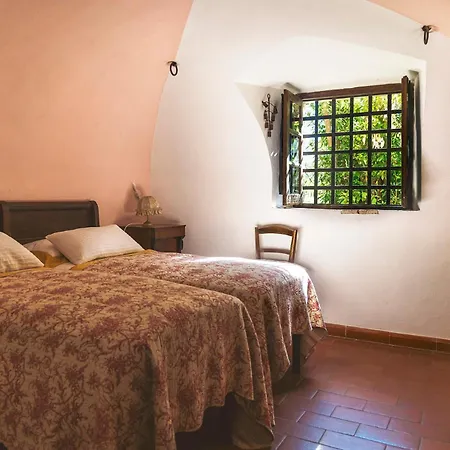 Feriehus Casale Amati Ortonovo