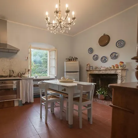 Casale Amati Feriehus Ortonovo