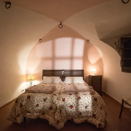 בית נופש Casale Amati Ortonovo