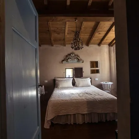 בית נופש Casale Amati Ortonovo